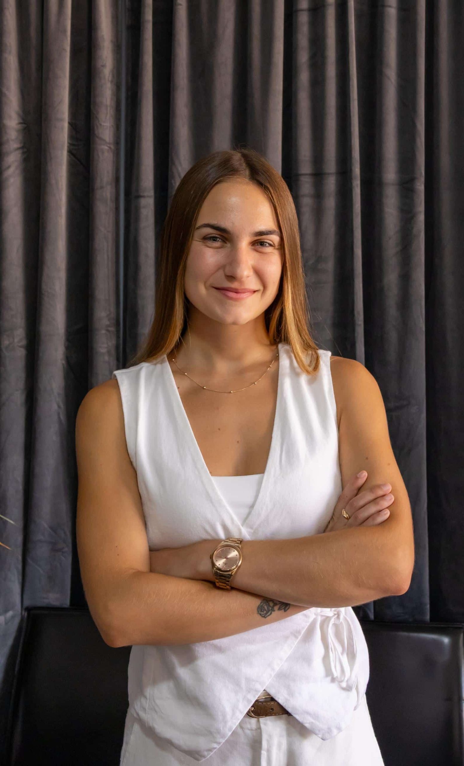 Laura Pérez | LAWYER | Specialist in Immigration and Traffic Law She is responsible for reviewing each case in order to provide the best possible solution throughout the client’s immigration process.